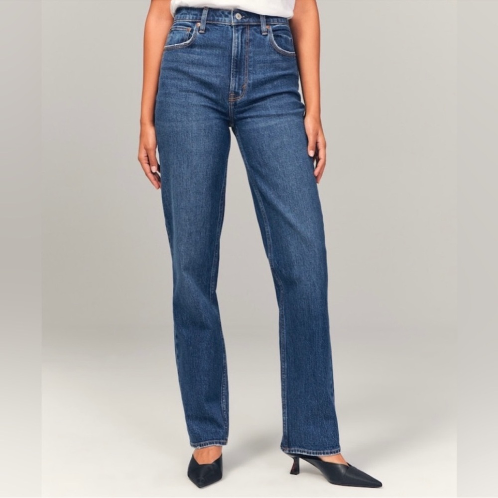 Abercrombie & Fitch The '90s Straight Ultra High Rise Size 25